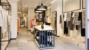 Tiendas de ropa y retail: ¿Cómo favorece el diseño del espacio a la decisión de compra? - 022 Studio Blog